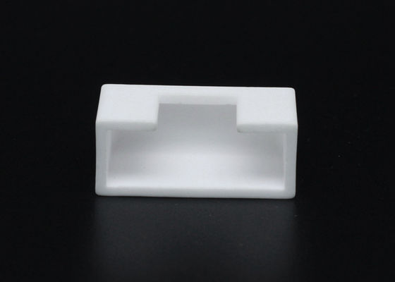 Caisse blanche de porcelaine d'alumine de grande pureté pour des relais d'EV